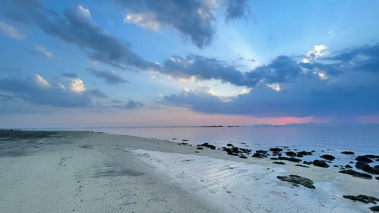 Naakt strand voyeur fotos