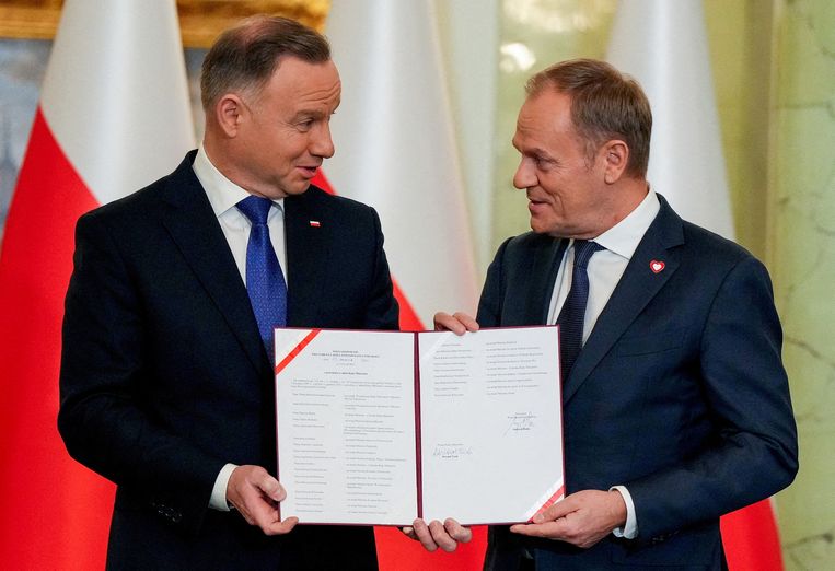 The Polish President obstructs the budget of the new Tusk government