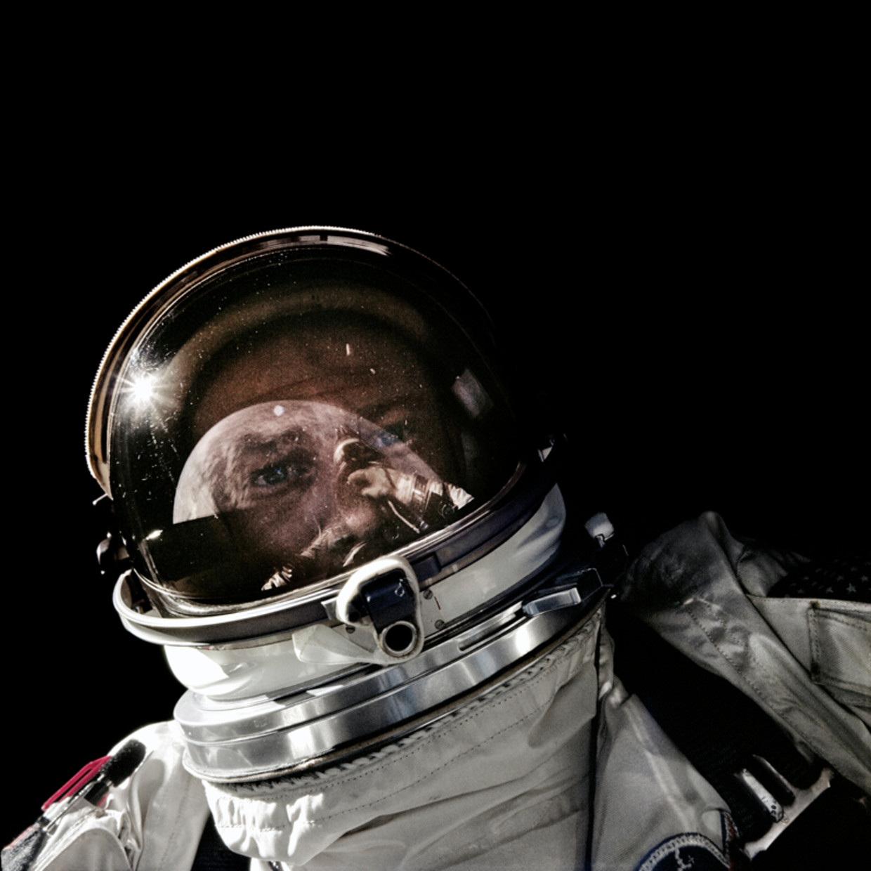 Een vlekje wordt ‘een briljante foto’ van een astronaut: de beelden van ...