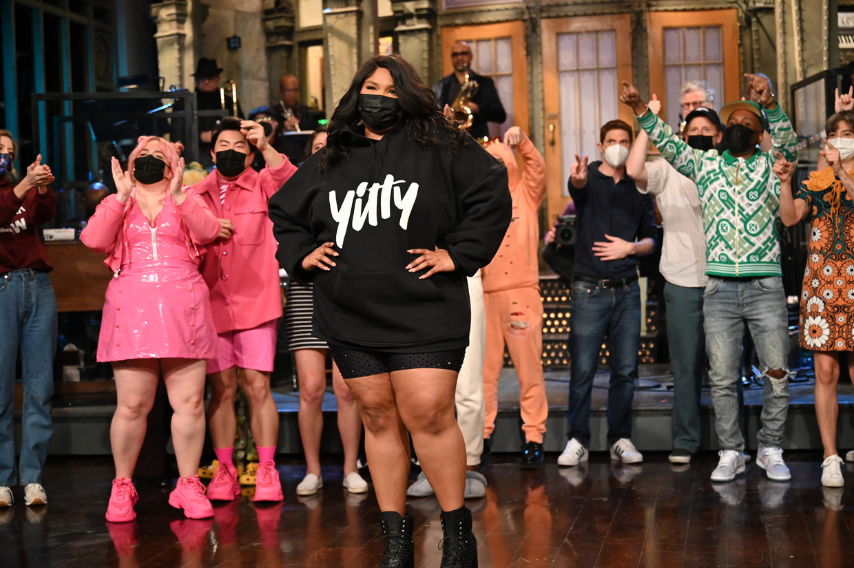 Lizzo komt met figuurcorrigerend ondergoed, in de maten XS tot XXXXXXL